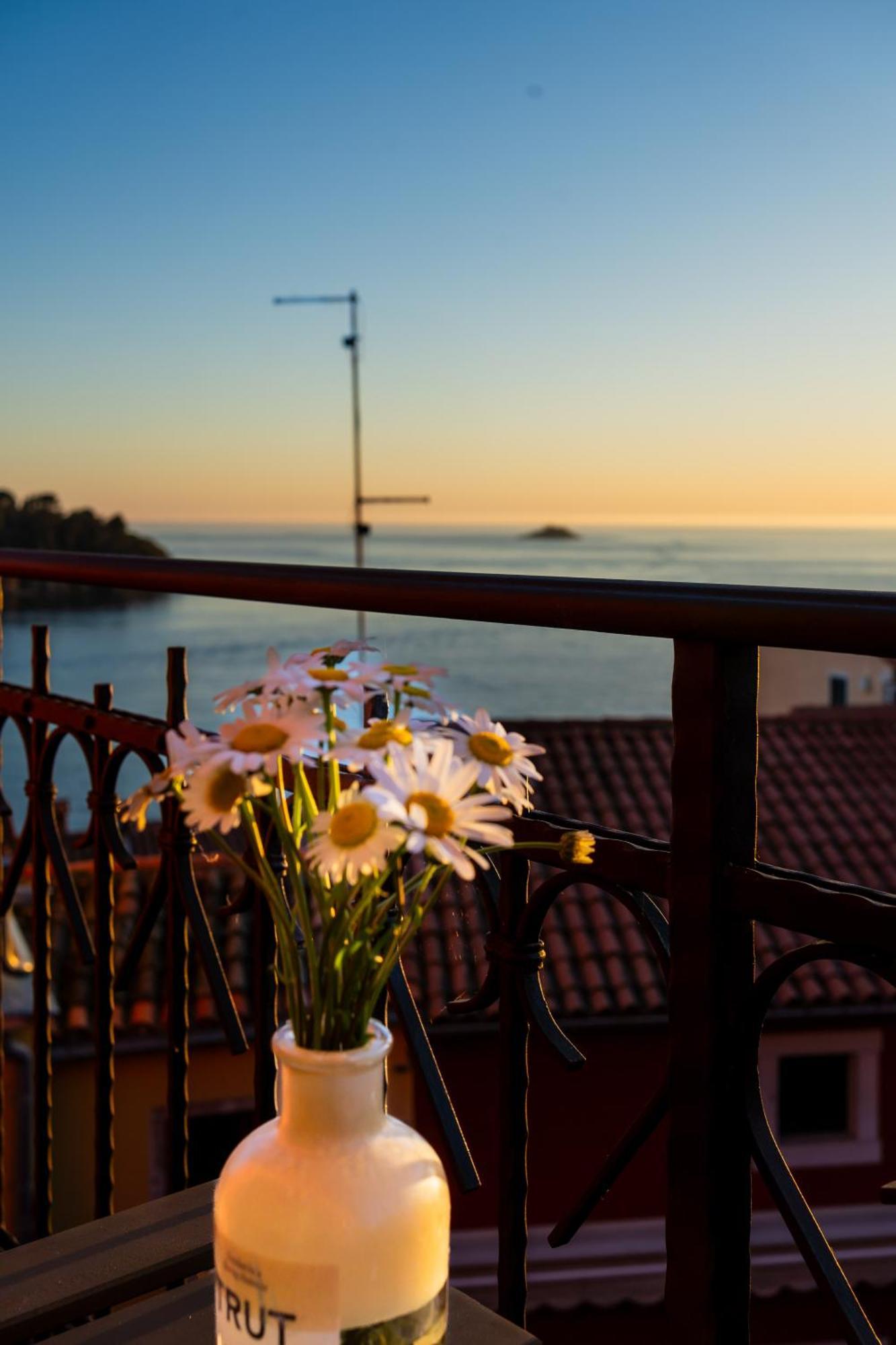 Old Town Seabreeze Residence Ρόβινι Εξωτερικό φωτογραφία
